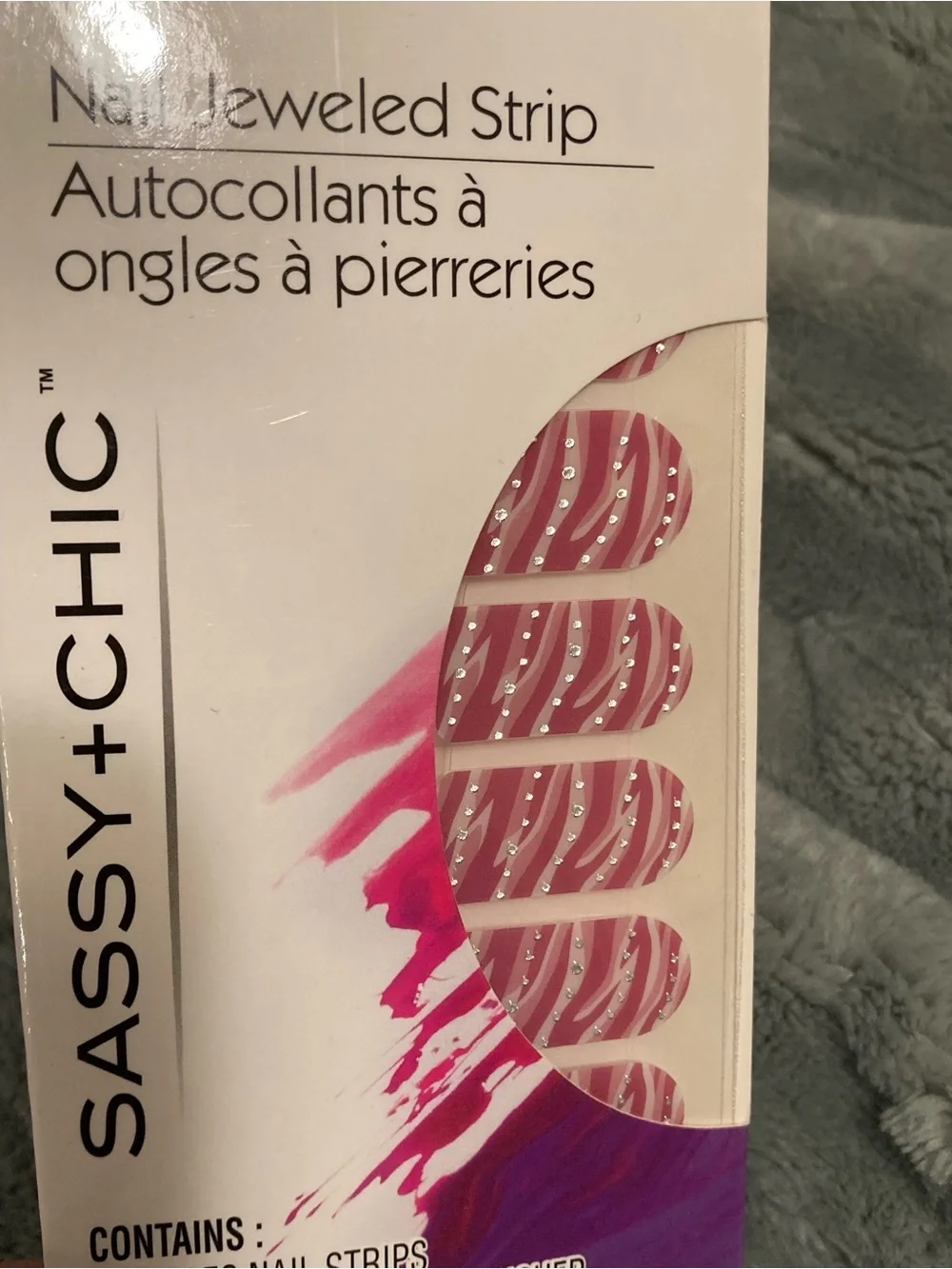 8 NEW packs of Sassy + Chic nail strips